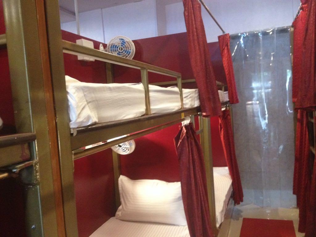 Dream Dormitory Мумбай Екстериор снимка